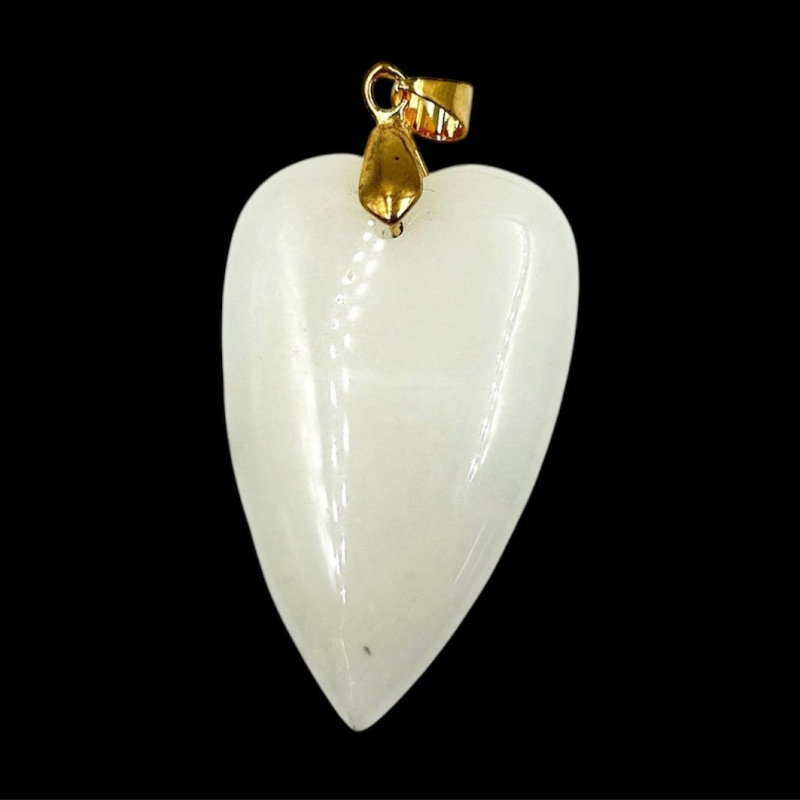 Кулон с белым агатом размер 25*39мм цвет золото