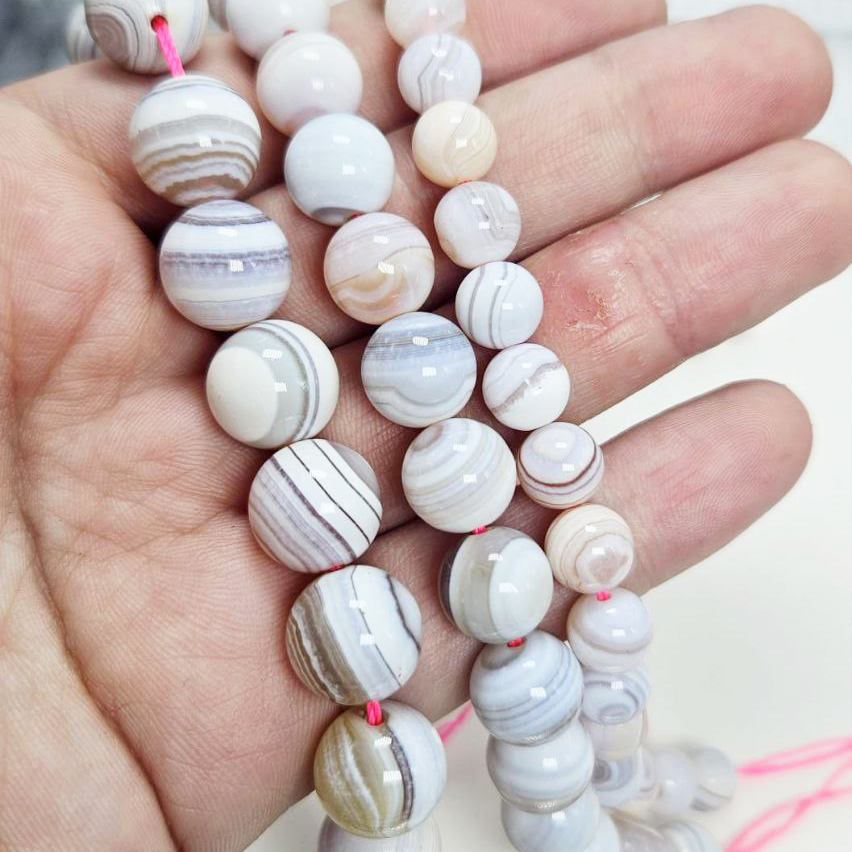 Агат Ботсвана размер 8мм 10мм 12мм натуральный камень